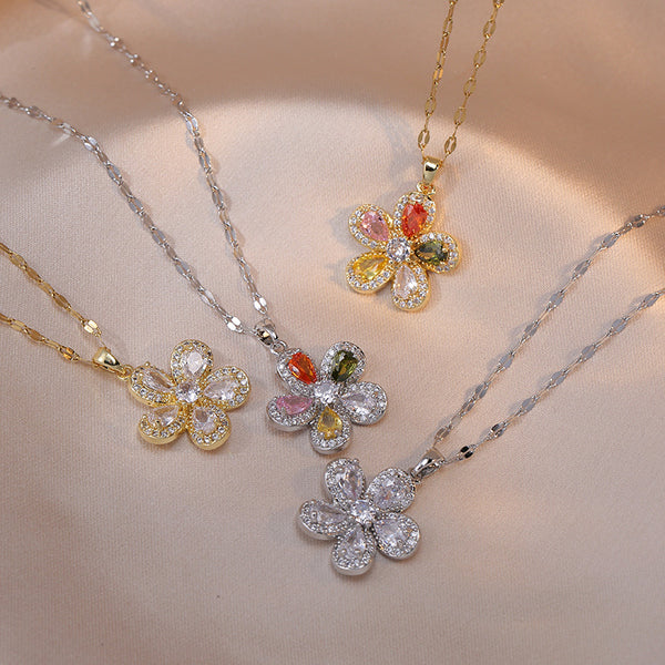 Colorful Flower Pendant Necklace