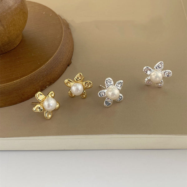 Flower Pearl Stud Earrings