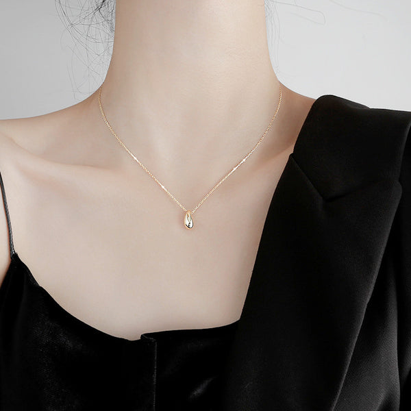 Dainty Teardrop Pendant Necklace