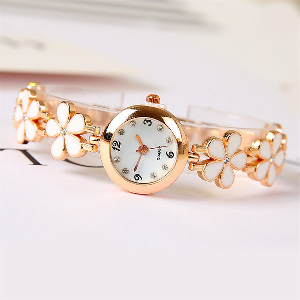 Four Leaf Clover 22 mm Bracelet Watch