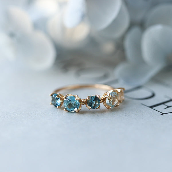 Dainty Gradient Blue Topaz Ring