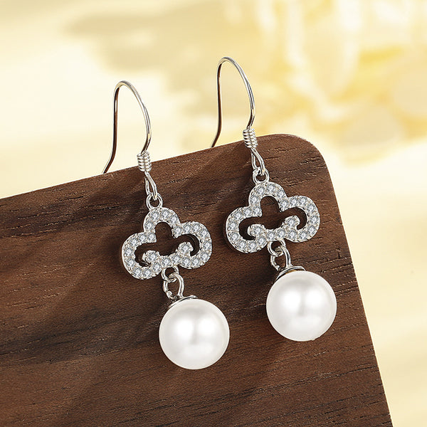 Cloud Pearl Hook Earrings