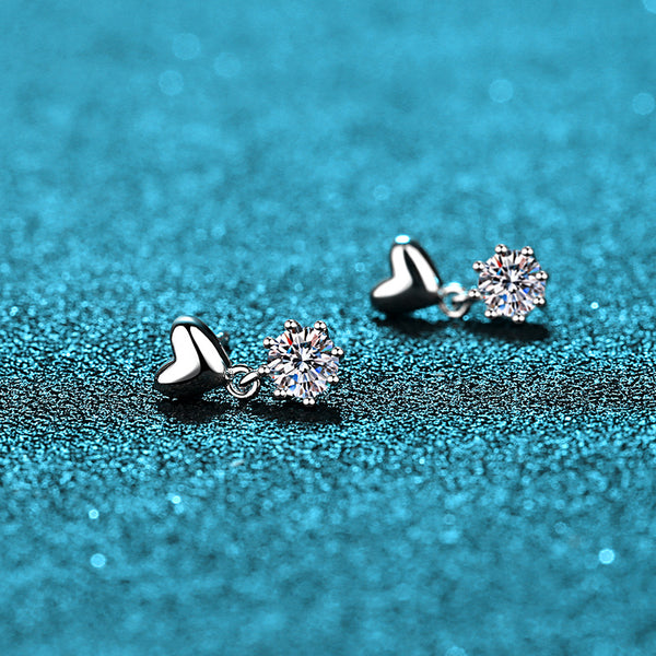 Solitaire Moissanite Heart Earrings