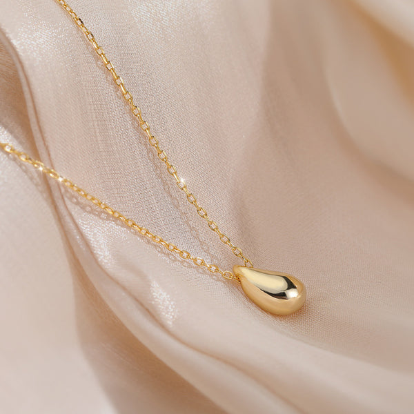 Dainty Teardrop Pendant Necklace