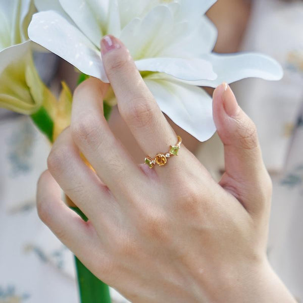 Gold Vintage Topaz Stacking Ring