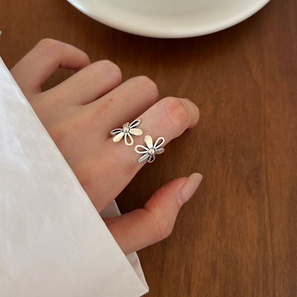 Silver Vintage Flower Ring