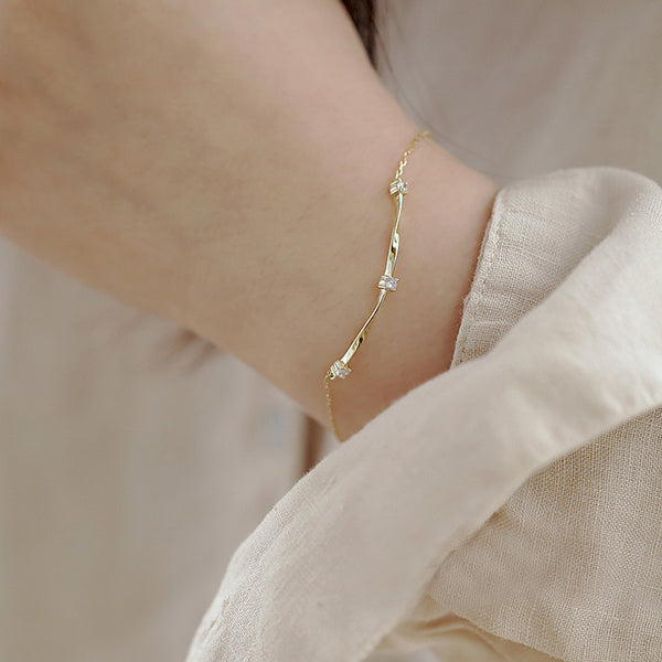 Dainty Twist Chain Bracelet