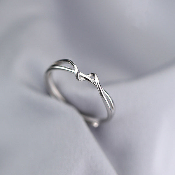 Minimalist Silver Twist Ring