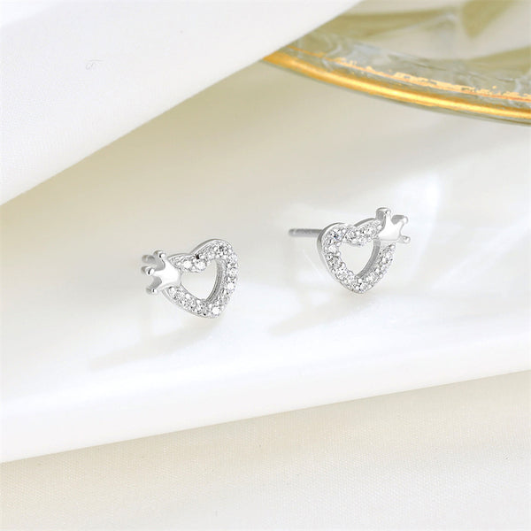 Dainty Crown Heart Stud Earrings