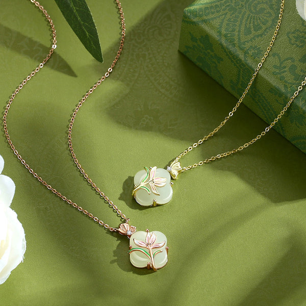 Magnolia Flower Four Leaf Clover Necklace