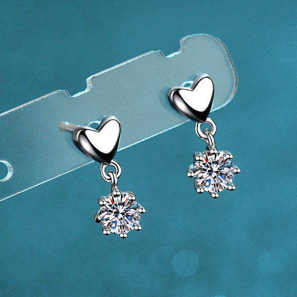 Solitaire Moissanite Heart Earrings