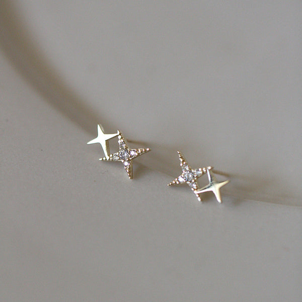 Dainty Star Stud Earrings