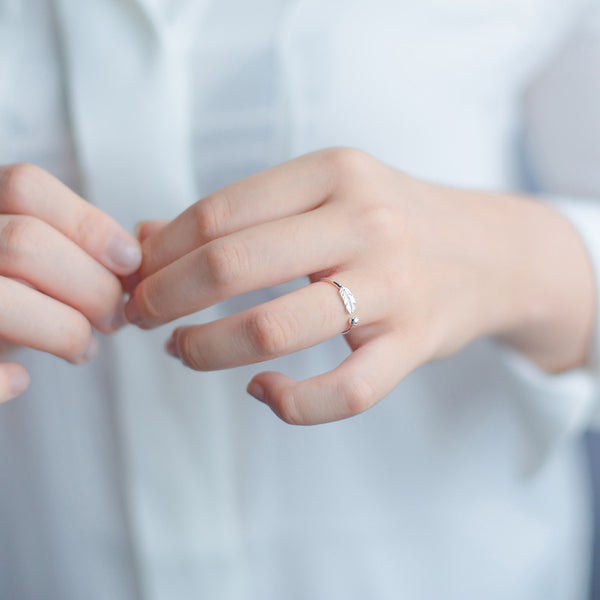 Silver Feather Stackable Ring