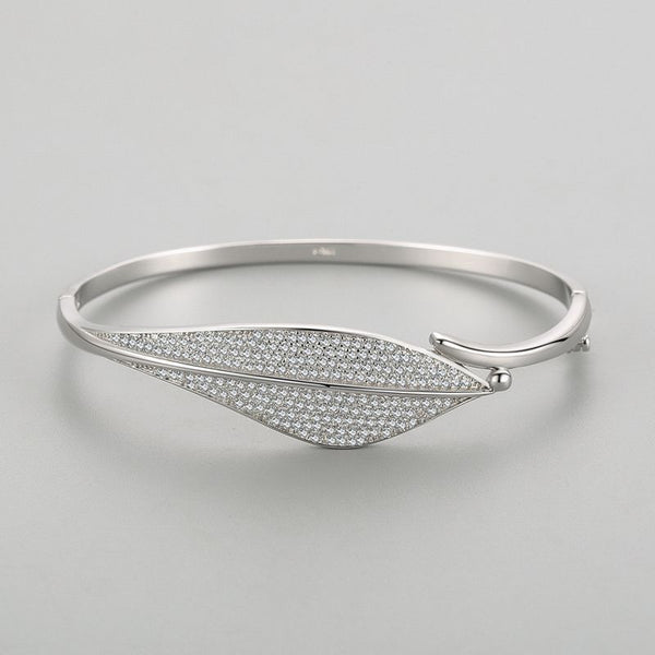 Dainty Leaf Setting Bangle Bracelet