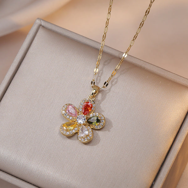 Colorful Flower Pendant Necklace