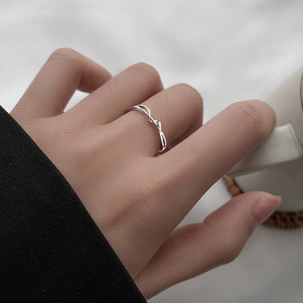 Minimalist Silver Twist Ring