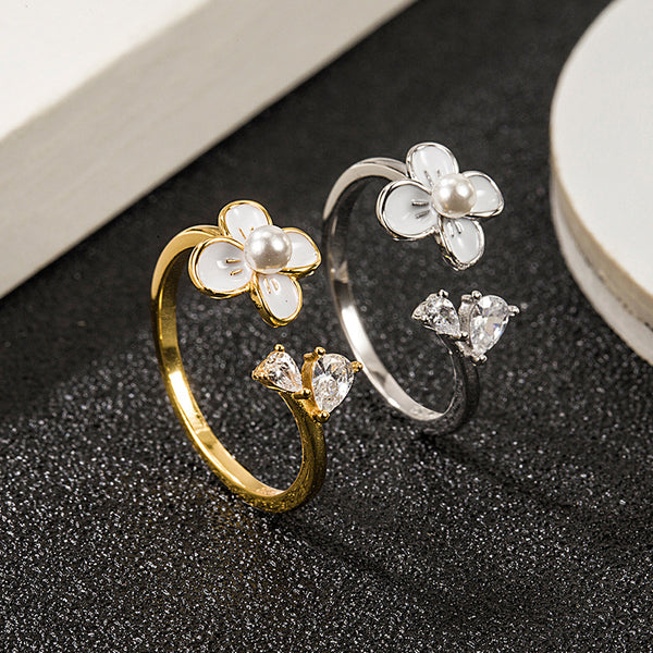 Dainty Four-Petal Flower Ring