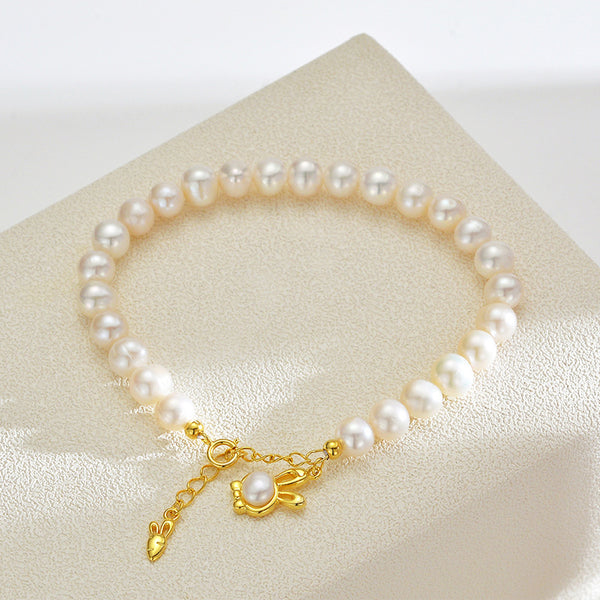 Bunny Rabbit Charm Pearl Bead Bracelet