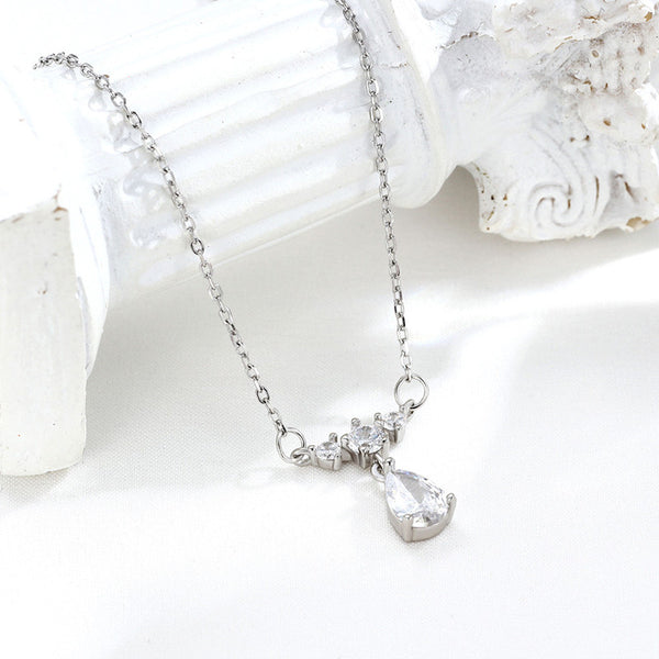 Star Teardrop Pendant Necklace