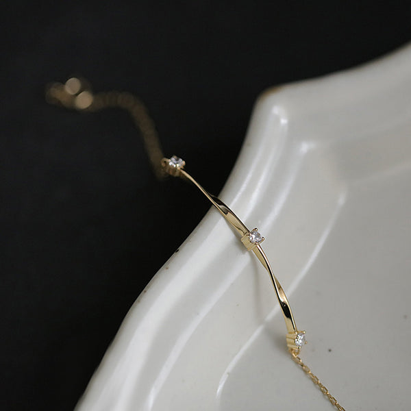 Dainty Twist Chain Bracelet