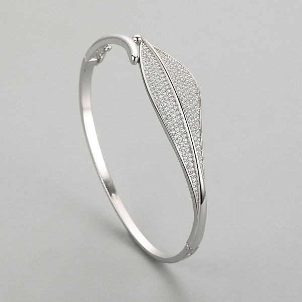 Dainty Leaf Setting Bangle Bracelet