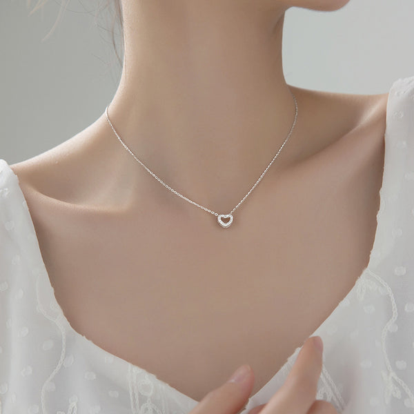 Dainty Heart Charm Pendant Necklace