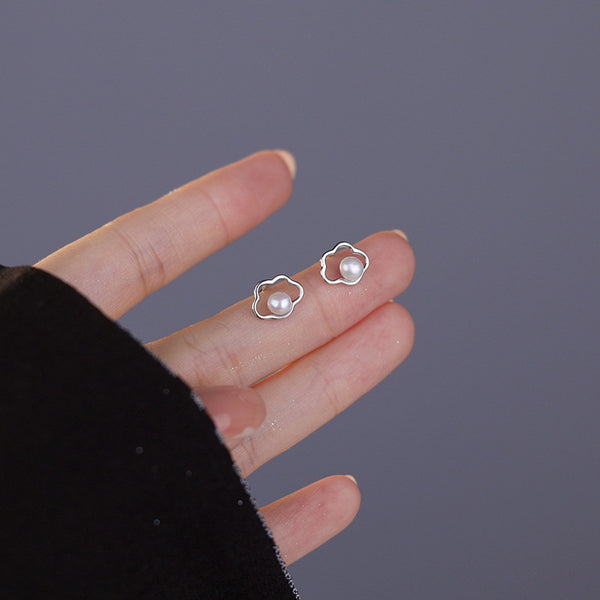 Pearl Cloud Stud Earrings