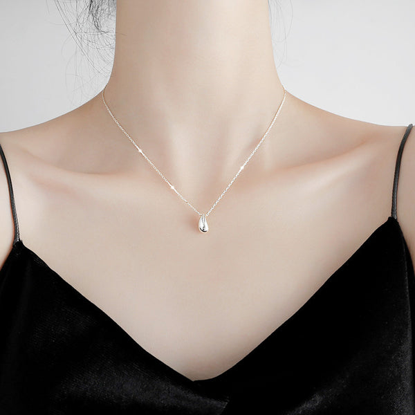 Dainty Teardrop Pendant Necklace