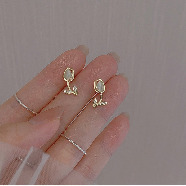 Gold Tulip Flower Stud Earrings