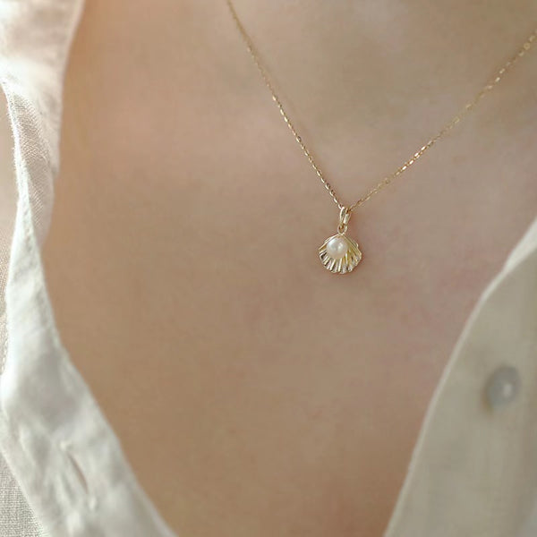 Seashell Pearl Charm Pendant Necklace