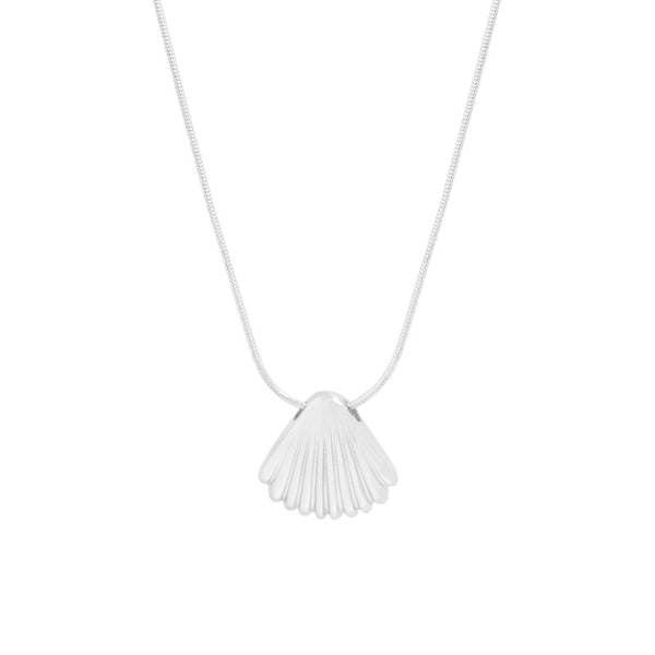 Dainty Seashell Pendant Necklace