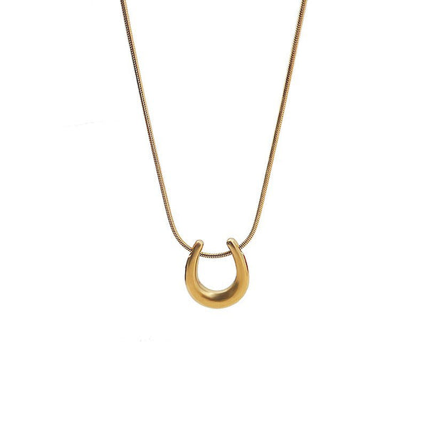 U-Shaped Horseshoe Pendant Necklace