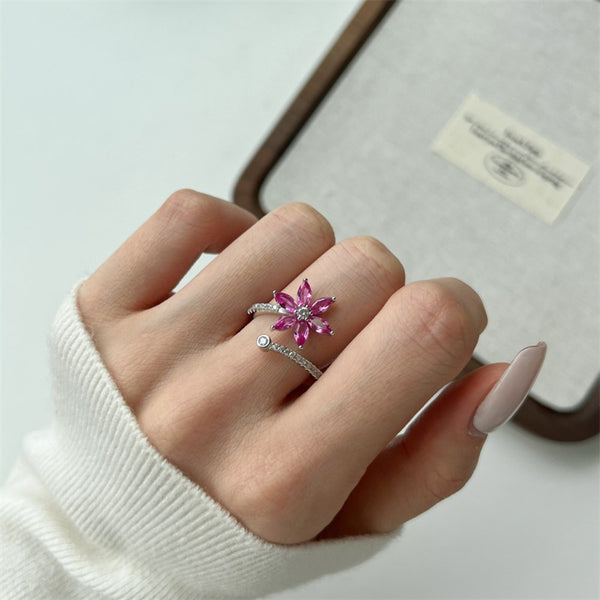 Dainty Flowers Set With Zircon Ring