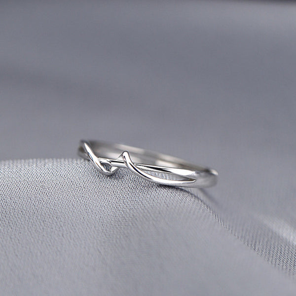 Minimalist Silver Twist Ring