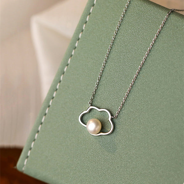 Cloud Pearl Pendant Necklace