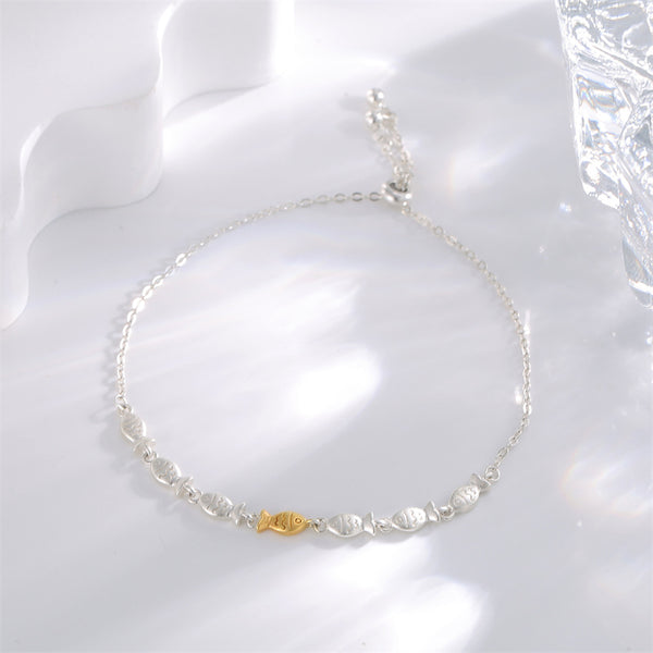 Delicate Oval Fish Bracelet