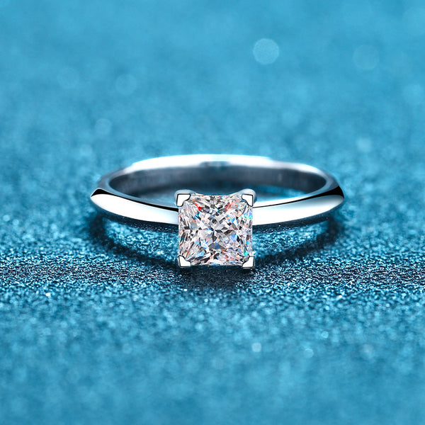 Tiffany & Co. Contemporary 1.33 CTW Diamond Platinum Engagement Ring |  Wilson's Estate Jewelry