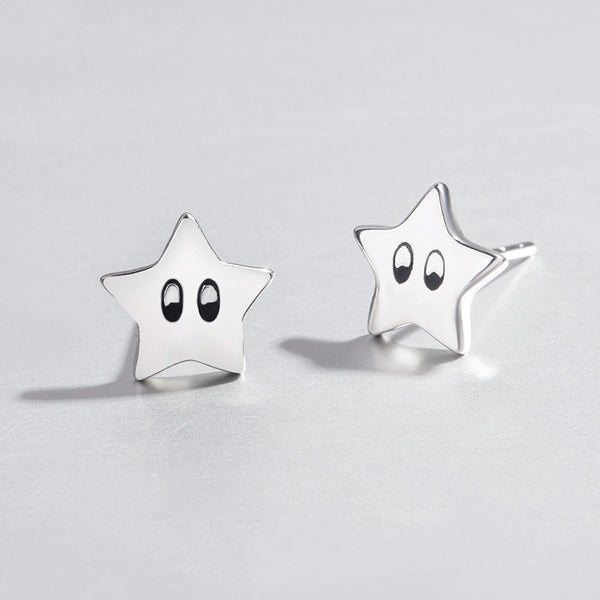 Dainty Star Stud Earrings