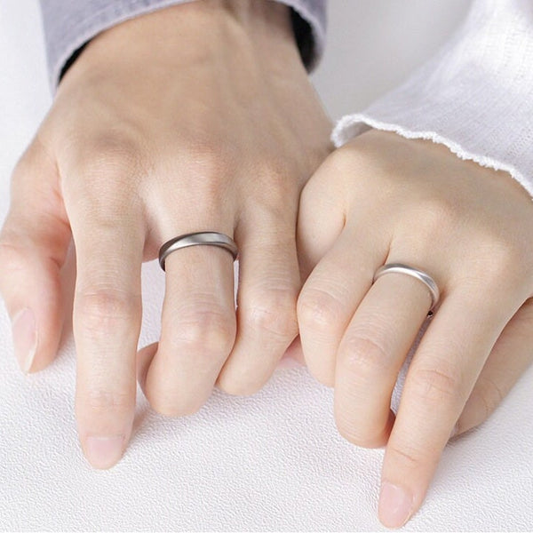 Mobius Strip Couple Matching Ring