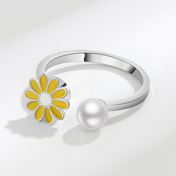 Daisy Pearl Anxiety Fidget Spinner Ring