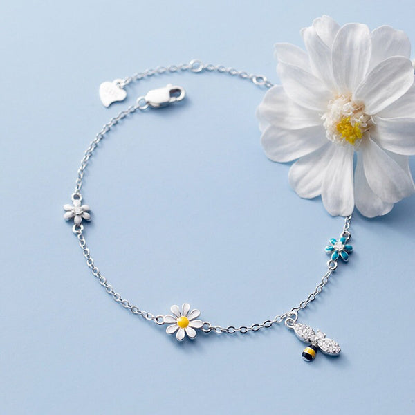 Daisy Flower Bee Wedding Charm Bracelet